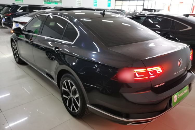 Used Volkswagen Magotan 2020 330TSI DSG Leading Model Exterior 2