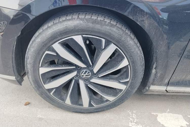 Used Volkswagen Magotan 2020 330TSI DSG Leading Model Exterior 2