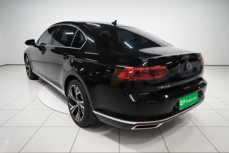 Used Volkswagen Magotan 2020 330TSI DSG Luxury Edition Exterior 2