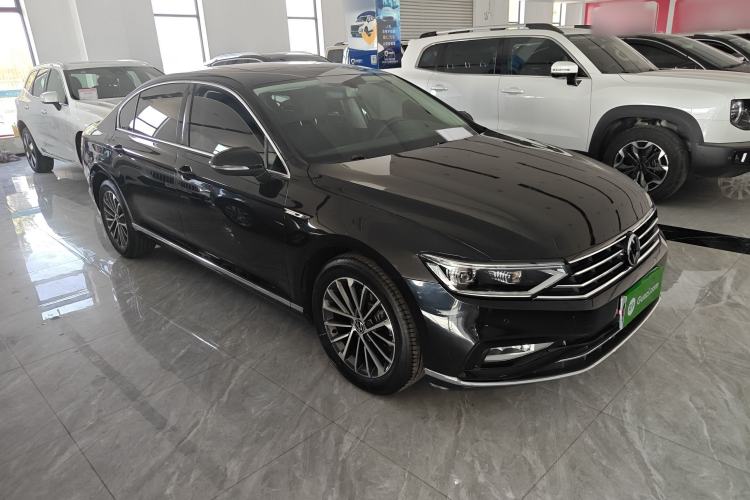Used Volkswagen Magotan 2020 330TSI DSG Luxury Edition Exterior 2