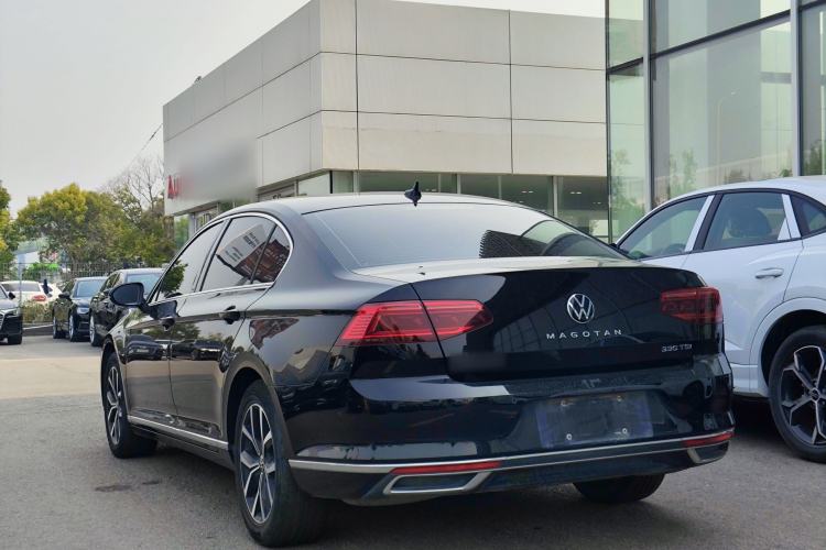 Used Volkswagen Magotan 2020 330TSI DSG Leading Model Exterior 2