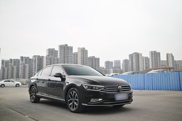 Used Volkswagen Magotan 2020 330TSI DSG Leading Model Exterior 2