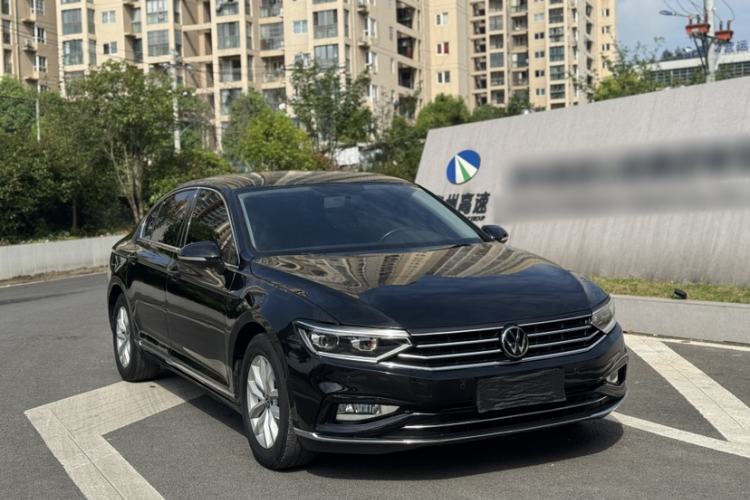 Used Volkswagen Magotan 2020 280TSI DSG Comfort Edition Exterior 2