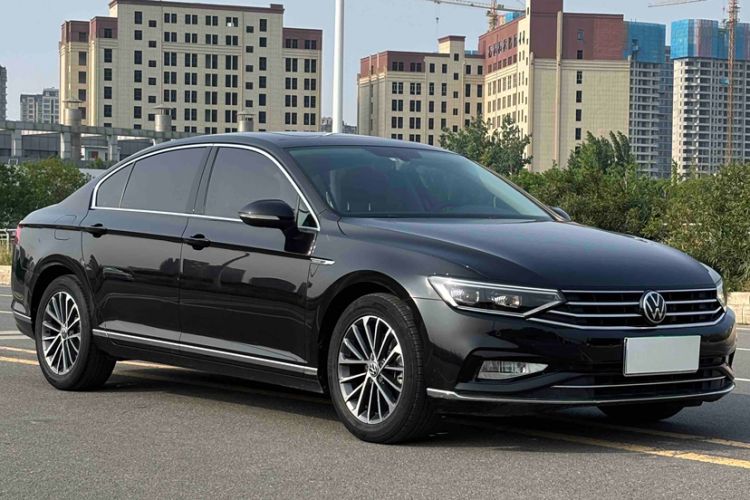 Used Volkswagen Magotan 2020 330TSI DSG Luxury Edition Exterior 2
