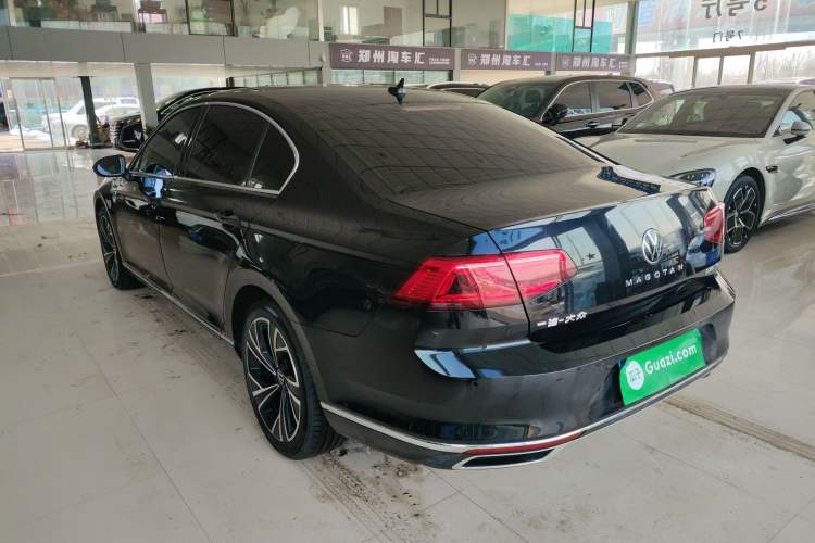 Used Volkswagen Magotan 2020 330TSI DSG Luxury Edition Exterior 2