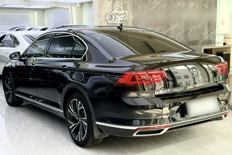 Used Volkswagen Magotan 2020 330TSI DSG Luxury Edition Exterior 3