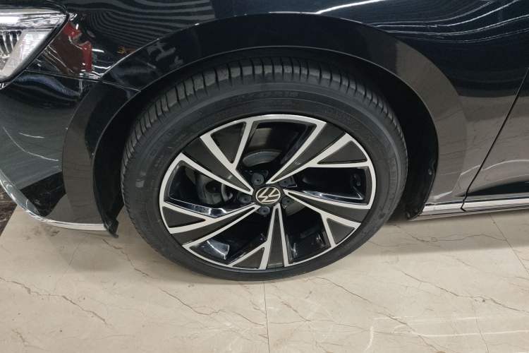 Used Volkswagen Magotan 2020 330TSI DSG Luxury Edition Exterior 3