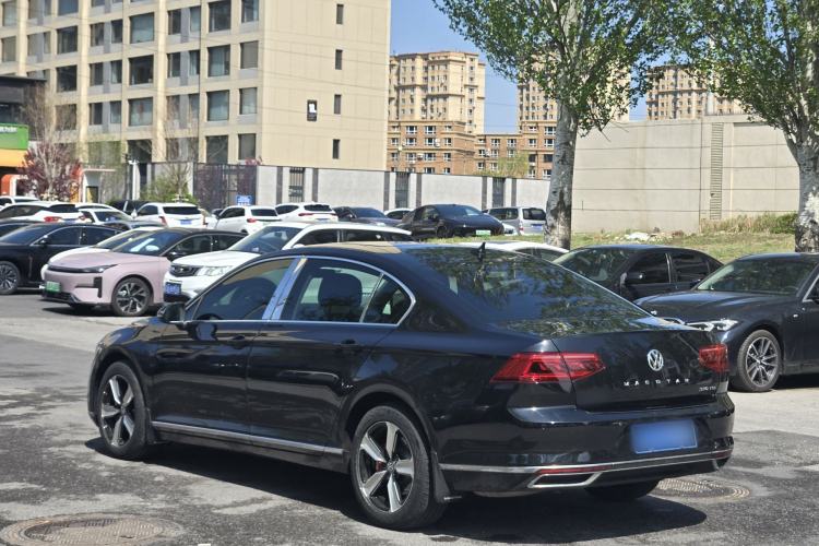 Used Volkswagen Magotan 2020 330TSI DSG Leading Model Exterior 3