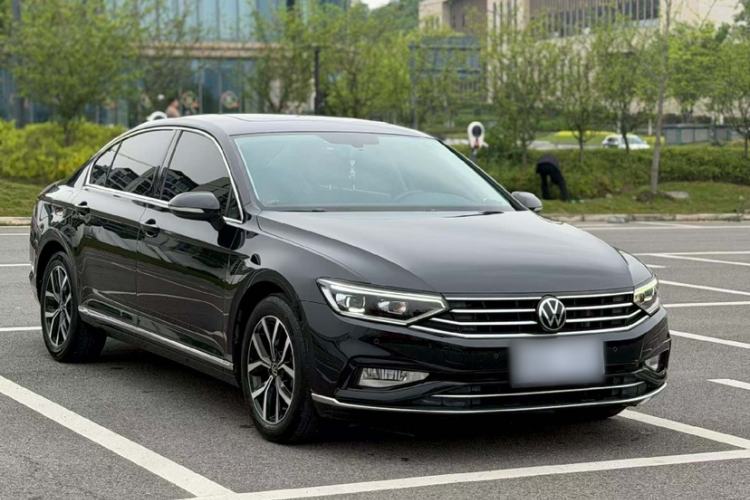 Used Volkswagen Magotan 2020 330TSI DSG Leading Model Exterior 3