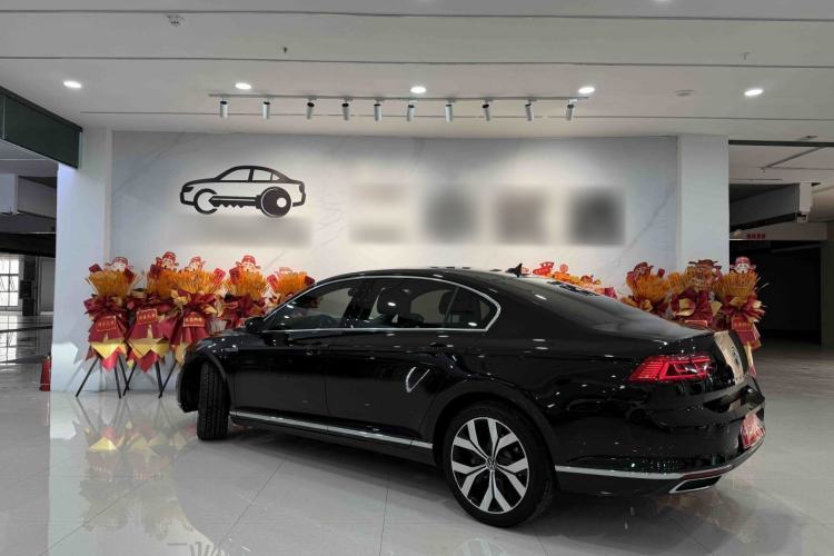 Used Volkswagen Magotan 2020 330TSI DSG Luxury Edition Exterior 3