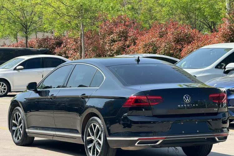 Used Volkswagen Magotan 2020 280TSI DSG Comfort Edition Exterior 3