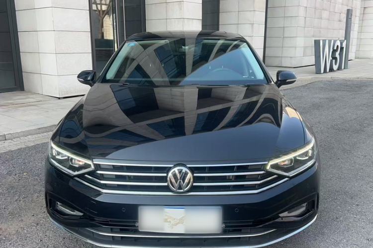 Used Volkswagen Magotan 2020 330TSI DSG Leading Model Exterior 3