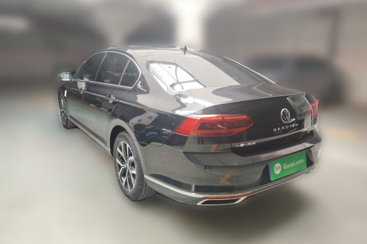 Used Volkswagen Magotan 2020 330TSI DSG Leading Model Exterior 3