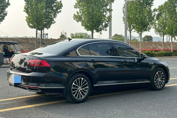 Used Volkswagen Magotan 2020 330TSI DSG Luxury Edition Exterior 3