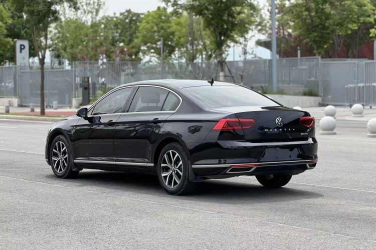 Used Volkswagen Magotan 2020 330TSI DSG Leading Model Exterior 3