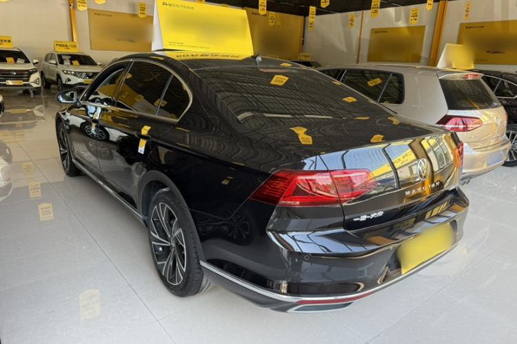 Used Volkswagen Magotan 2020 330TSI DSG Luxury Edition Exterior 3