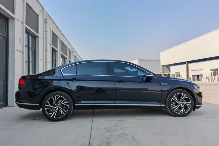 Used Volkswagen Magotan 2020 330TSI DSG Luxury Edition Exterior 3