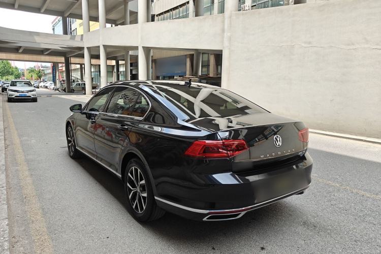 Used Volkswagen Magotan 2020 330TSI DSG Leading Model Exterior 3