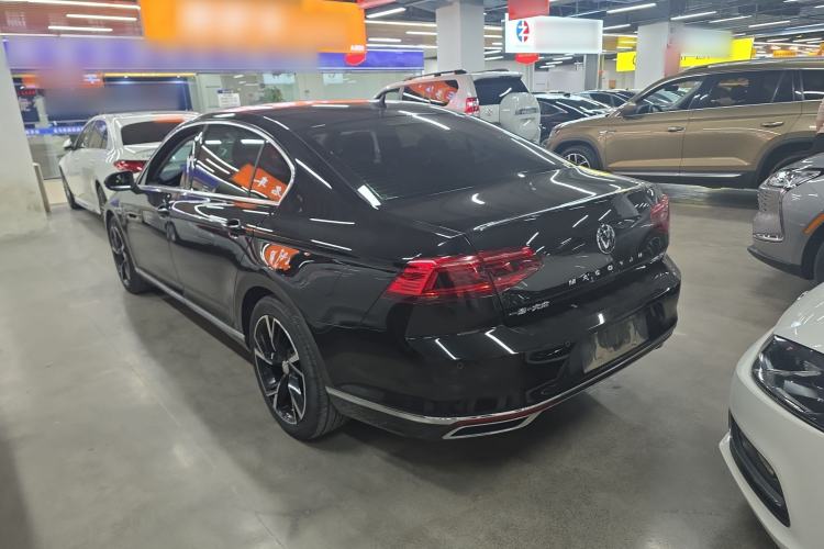 Used Volkswagen Magotan 2020 280TSI DSG Comfort Edition Exterior 3