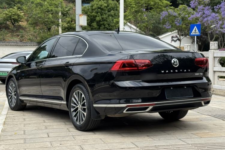 Used Volkswagen Magotan 2020 330TSI DSG Luxury Edition Exterior 3