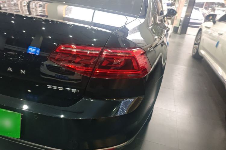 Used Volkswagen Magotan 2020 330TSI DSG Luxury Edition Exterior 3