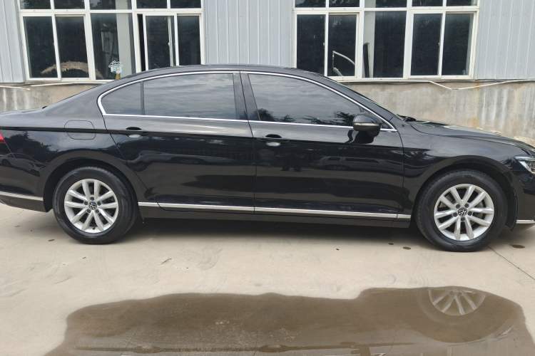 Used Volkswagen Magotan 2020 280TSI DSG Comfort Edition Exterior 3