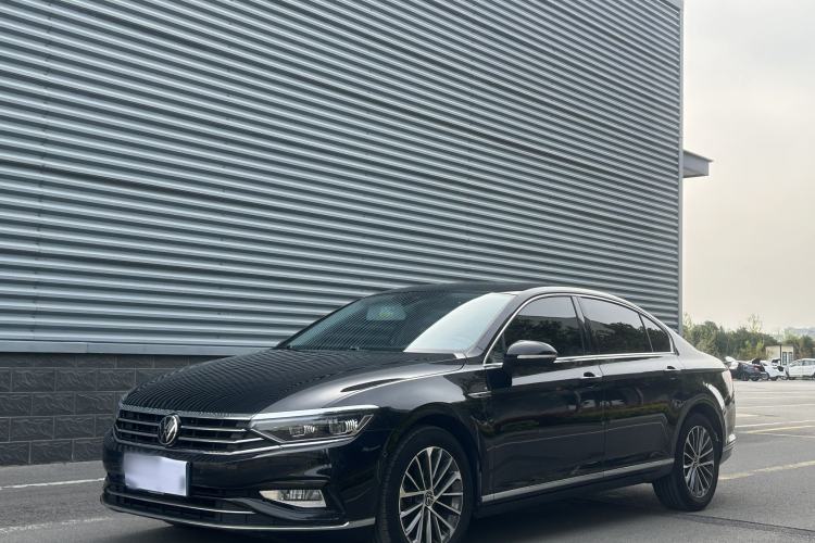 Used Volkswagen Magotan 2020 380TSI DSG Luxury Version Exterior 3