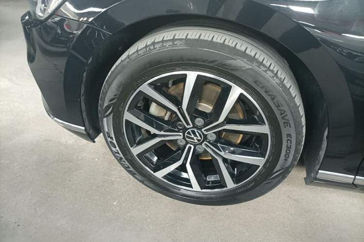 Used Volkswagen Magotan 2020 330TSI DSG Leading Model Exterior 4
