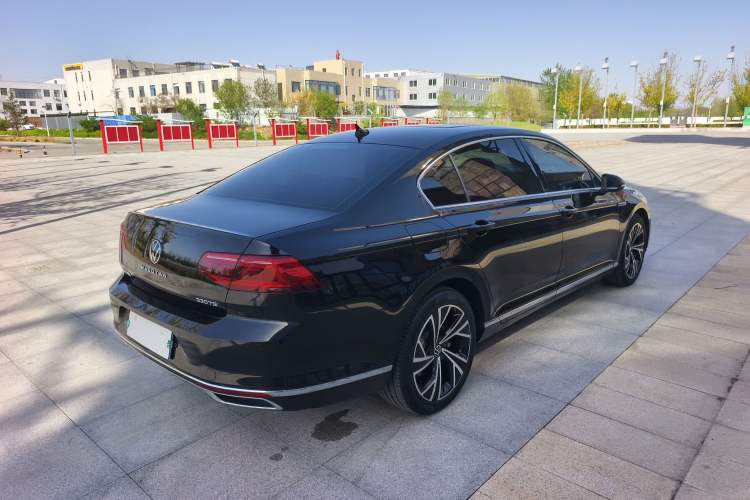 Used Volkswagen Magotan 2020 330TSI DSG Luxury Edition Exterior 4