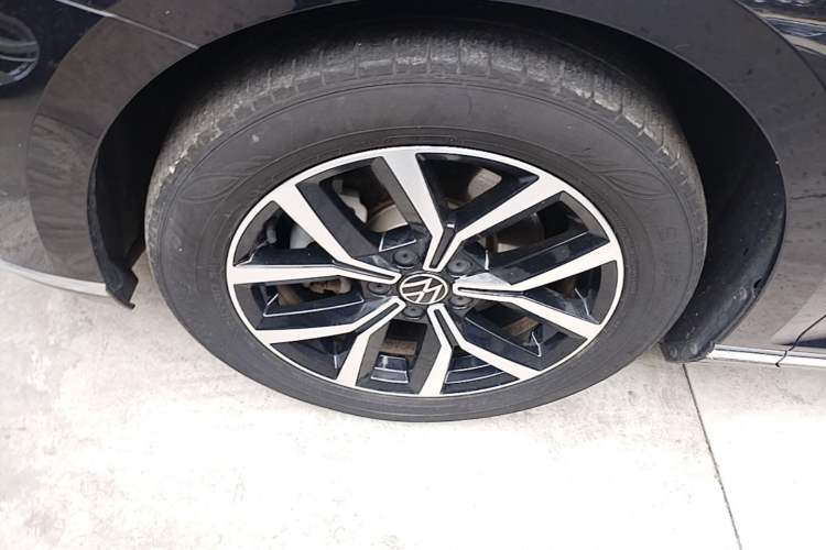 Used Volkswagen Magotan 2020 330TSI DSG Leading Model Exterior 4