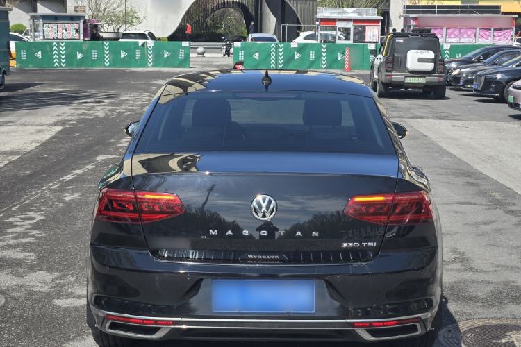 Used Volkswagen Magotan 2020 330TSI DSG Leading Model Exterior 4