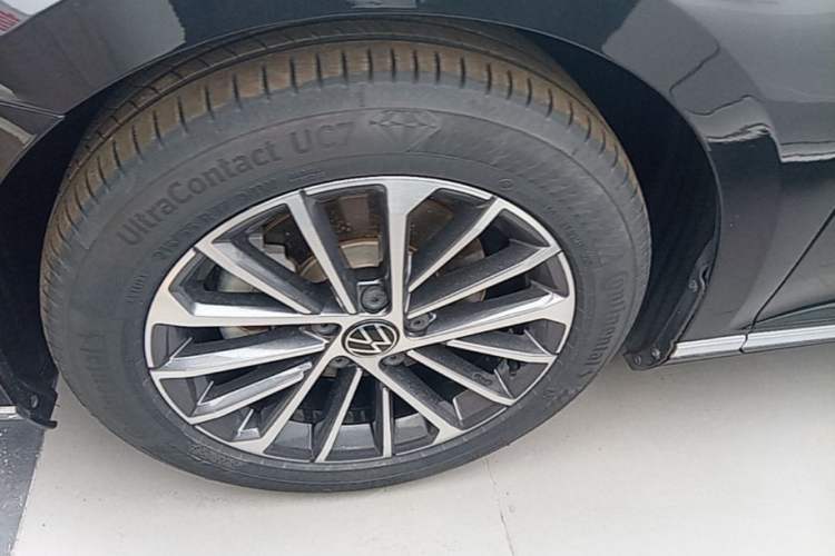 Used Volkswagen Magotan 2020 330TSI DSG Luxury Edition Exterior 4