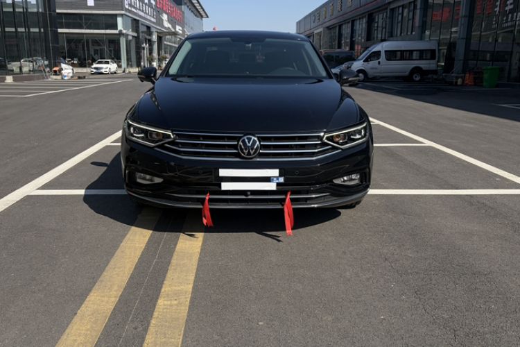 Used Volkswagen Magotan 2020 330TSI DSG Leading Model Exterior 4