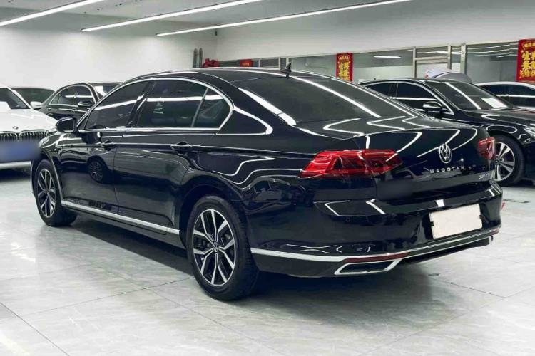 Used Volkswagen Magotan 2020 330TSI DSG Leading Model Exterior 4