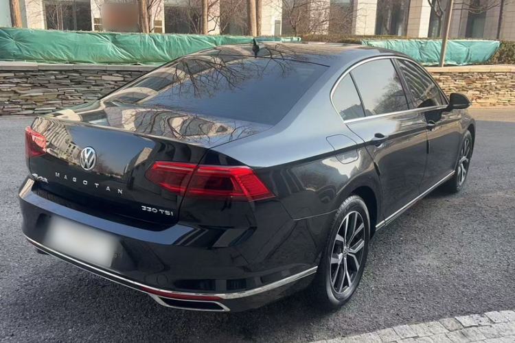 Used Volkswagen Magotan 2020 330TSI DSG Leading Model Exterior 4