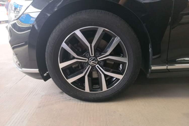Used Volkswagen Magotan 2020 330TSI DSG Leading Model Exterior 4