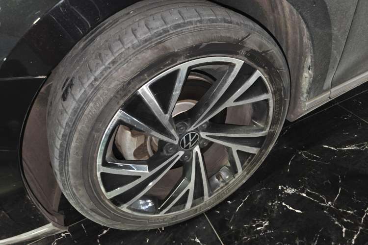 Used Volkswagen Magotan 2020 330TSI DSG Luxury Edition Exterior 4