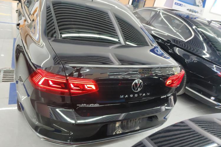 Used Volkswagen Magotan 2020 330TSI DSG Leading Model Exterior 4