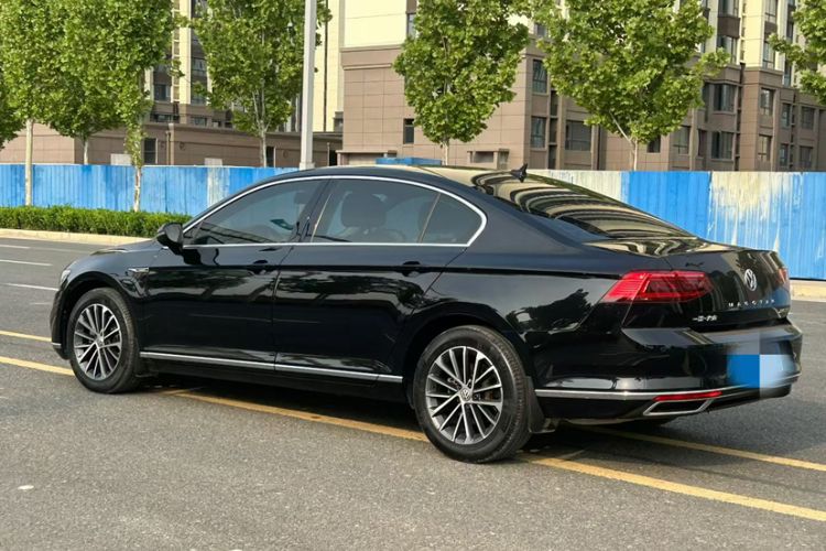 Used Volkswagen Magotan 2020 330TSI DSG Luxury Edition Exterior 4