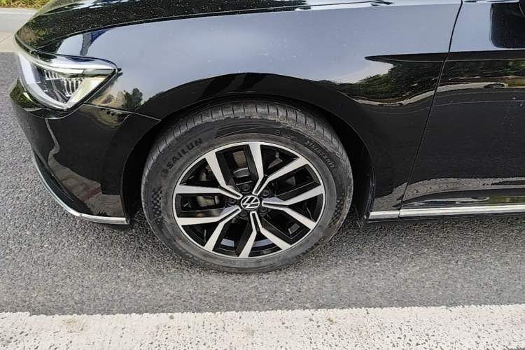 Used Volkswagen Magotan 2020 330TSI DSG Leading Model Exterior 4