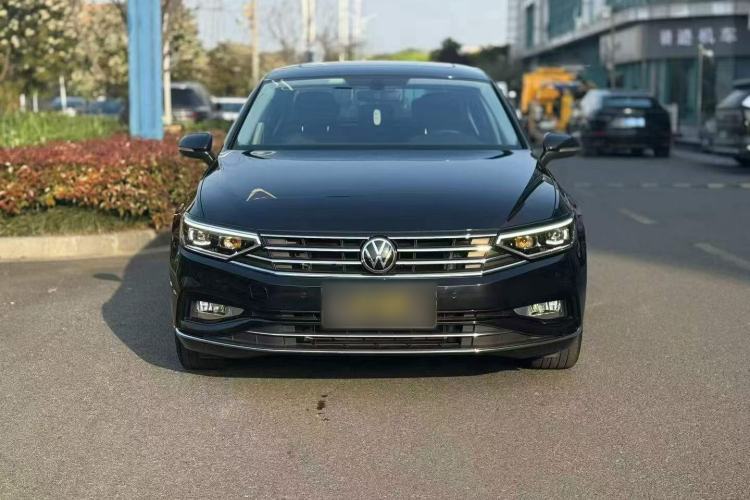 Used Volkswagen Magotan 2020 330TSI DSG Luxury Edition Exterior 4