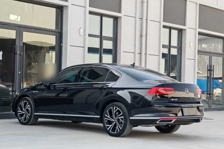 Used Volkswagen Magotan 2020 330TSI DSG Luxury Edition Exterior 4