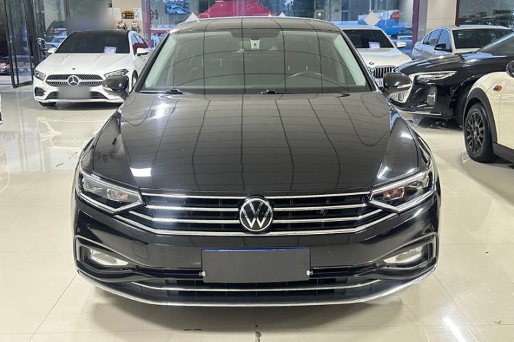 Used Volkswagen Magotan 2020 330TSI DSG Luxury Edition Exterior 4
