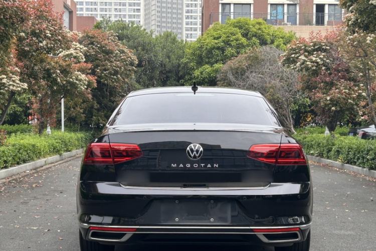 Used Volkswagen Magotan 2020 330TSI DSG Leading Model Exterior 4