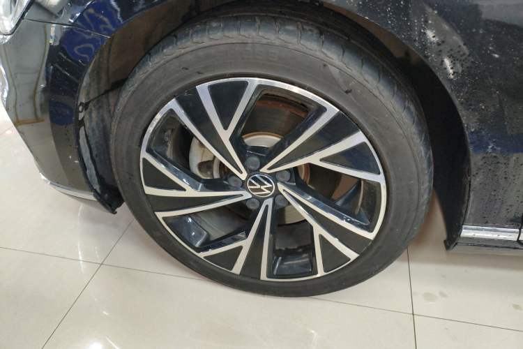 Used Volkswagen Magotan 2020 330TSI DSG Luxury Edition Exterior 4