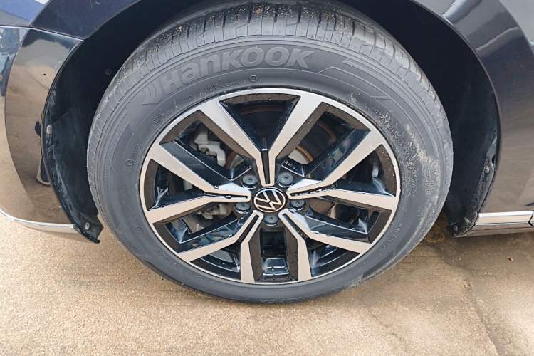 Used Volkswagen Magotan 2020 280TSI DSG Comfort Edition Exterior 4
