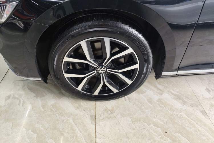 Used Volkswagen Magotan 2020 330TSI DSG Leading Model Exterior 4