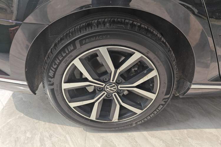Used Volkswagen Magotan 2020 330TSI DSG Leading Model Exterior 5