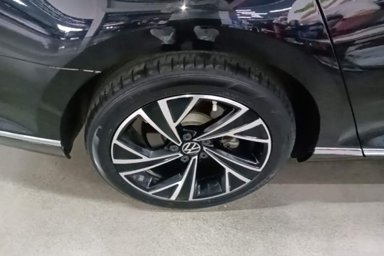 Used Volkswagen Magotan 2020 330TSI DSG Luxury Edition Exterior 5
