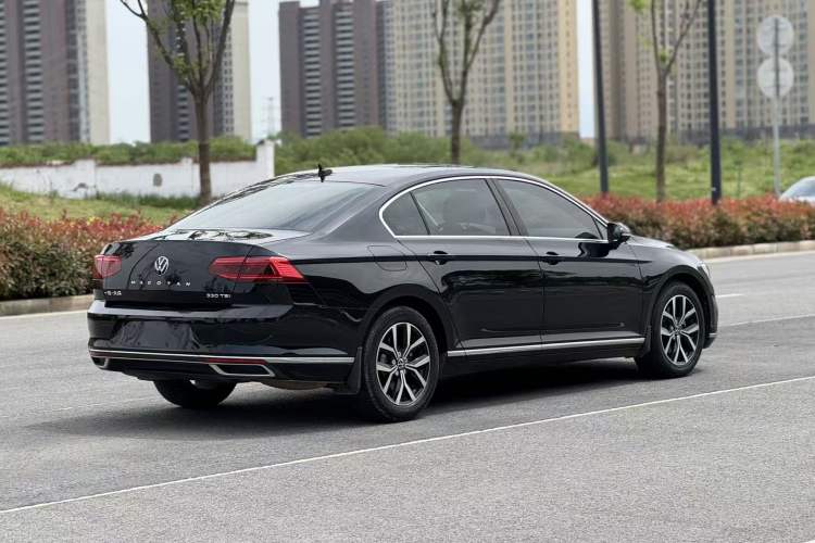 Used Volkswagen Magotan 2020 330TSI DSG Leading Model Exterior 5